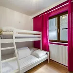 Pleasant Apartment Near The Beach